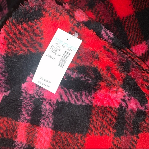 Maurice’s Red Teddy Sherpa Fleece Med Sweater And High Rise Short Set Small NWT - Picture 2 of 10